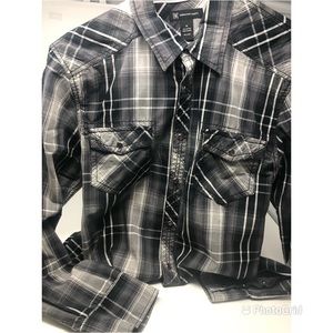 Long sleeved button down in black!